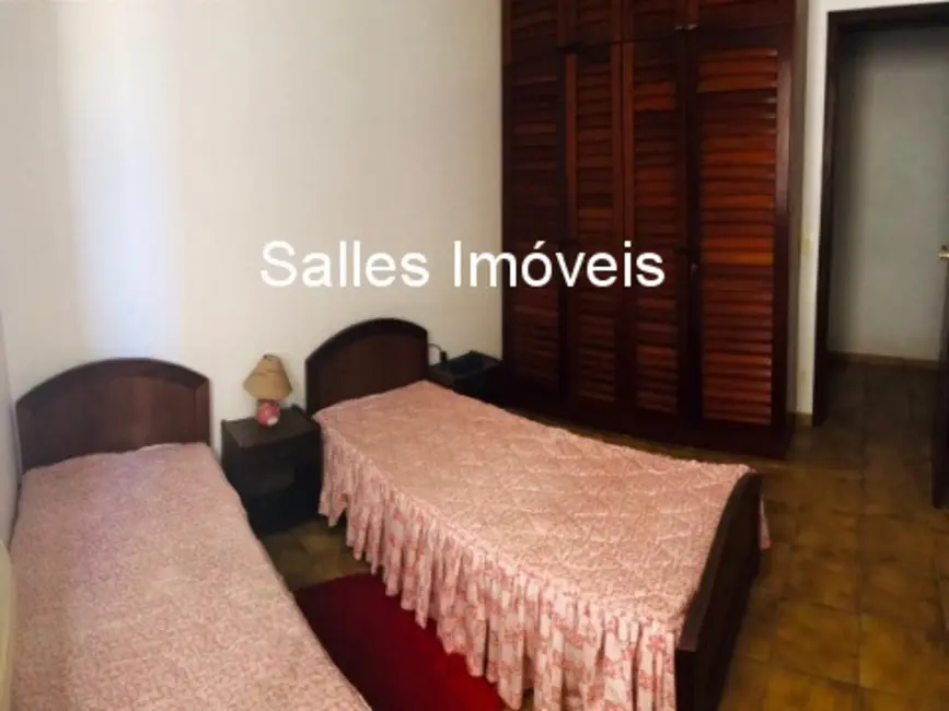 Apartamento com 3 quartos para alugar, 200m2 em Guaruja - SP - imagem 5 Foto 5 de Apartamento com 3 quartos para alugar, 200m2 em Guaruja - SP