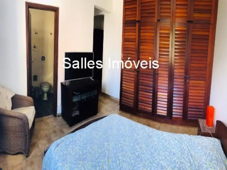 Apartamento com 3 quartos para alugar, 200m2 em Guaruja - SP - imagem 3 Foto 3 de Apartamento com 3 quartos para alugar, 200m2 em Guaruja - SP