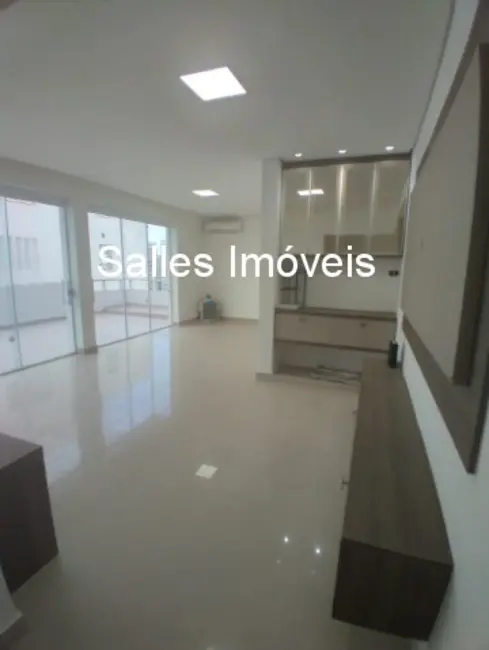 Foto 4 de Apartamento com 3 quartos à venda, 130m2 em Guaruja - SP