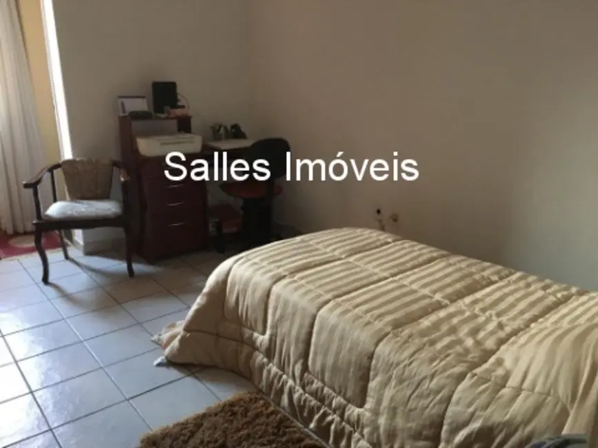 Casa com 2 quartos à venda, 120m2 em Jardim dos Pássaros, Guaruja - SP - imagem 4 Foto 4 de Casa com 2 quartos à venda, 120m2 em Jardim dos Pássaros, Guaruja - SP