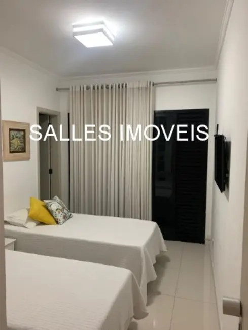 Foto 9 de Apartamento com 3 quartos à venda, 170m2 em Guaruja - SP