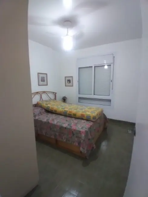 Foto 3 de Apartamento com 1 quarto à venda, 60m2 em Guaruja - SP