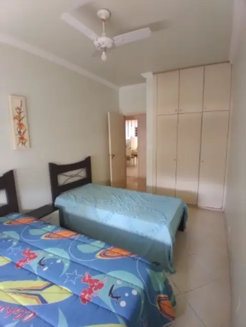 Foto 9 de Apartamento com 3 quartos à venda, 130m2 em Guaruja - SP