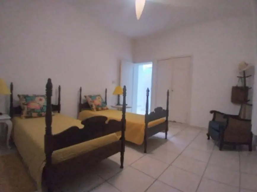 Apartamento com 4 quartos à venda, 210m2 em Guaruja - SP - imagem 8 Foto 8 de Apartamento com 4 quartos à venda, 210m2 em Guaruja - SP