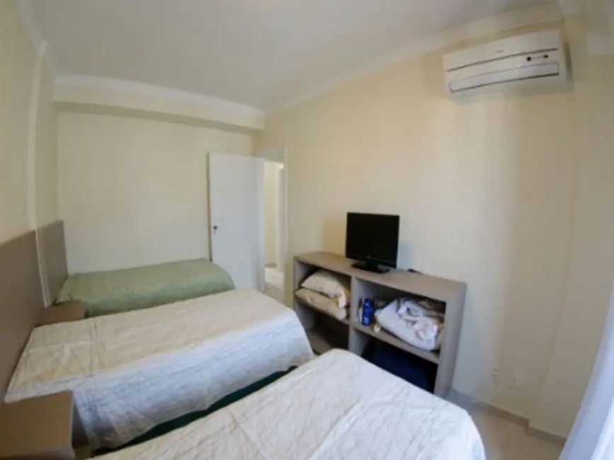 Foto 9 de Apartamento com 2 quartos à venda, 70m2 em Guaruja - SP