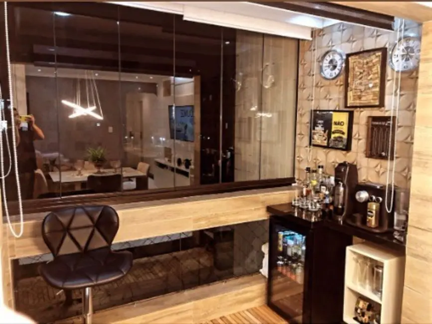 Foto 5 de Apartamento com 2 quartos à venda, 75m2 em Guaruja - SP