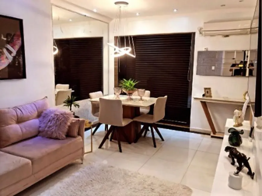 Foto 4 de Apartamento com 2 quartos à venda, 75m2 em Guaruja - SP