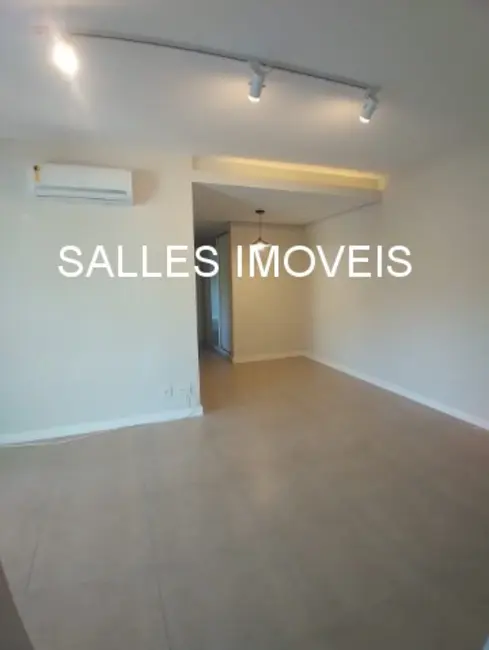 Foto 1 de Apartamento com 2 quartos para alugar, 93m2 em Jardim Astúrias, Guaruja - SP