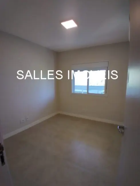 Foto 5 de Apartamento com 2 quartos para alugar, 93m2 em Jardim Astúrias, Guaruja - SP