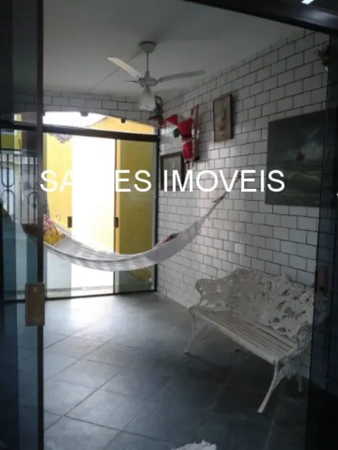 Foto 7 de Sobrado com 3 quartos à venda, 180m2 em Guaruja - SP