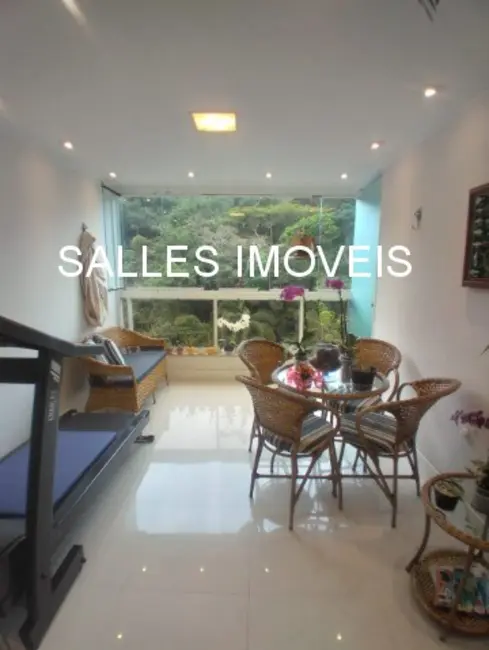 Apartamento com 2 quartos à venda, 113m2 em Pitangueiras, Guaruja - SP - imagem 2 Foto 2 de Apartamento com 2 quartos à venda, 113m2 em Pitangueiras, Guaruja - SP