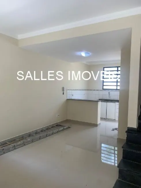 Foto 1 de Casa com 2 quartos à venda, 72m2 em Guaruja - SP