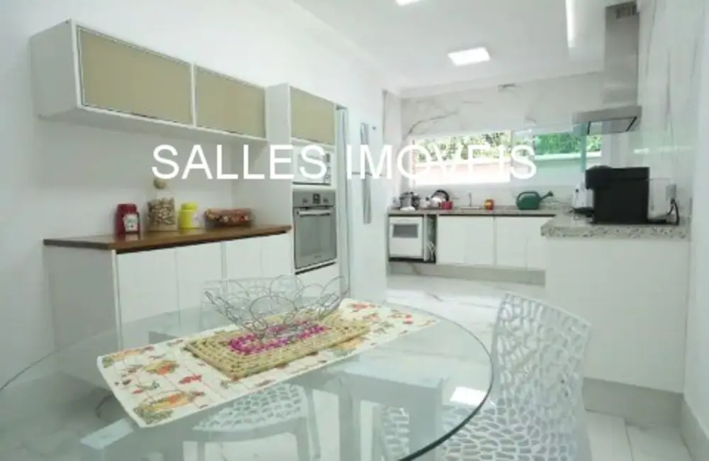 Foto 9 de Casa de Condomínio com 3 quartos para alugar, 450m2 em Enseada, Guaruja - SP
