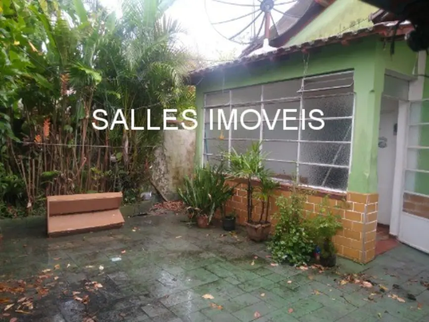 Foto 1 de Casa com 3 quartos à venda, 200m2 em Guaruja - SP