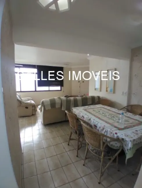 Foto 3 de Apartamento com 3 quartos à venda, 90m2 em Vila Alzira, Guaruja - SP