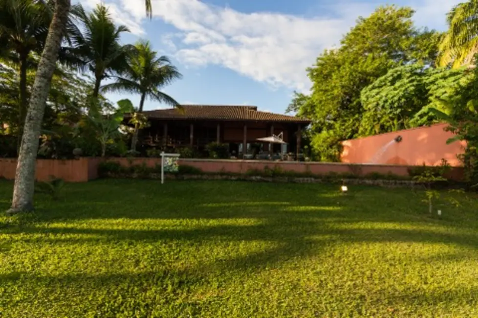 Casa de Condomínio com 4 quartos à venda, 576m2 em Guaruja - SP - imagem 2 Foto 2 de Casa de Condomínio com 4 quartos à venda, 576m2 em Guaruja - SP