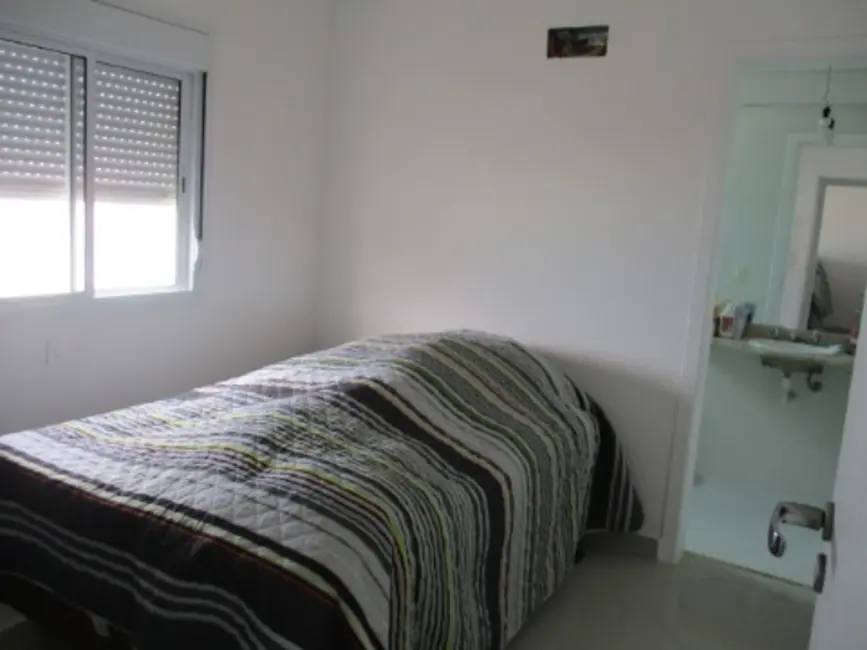 Apartamento com 3 quartos à venda, 96m2 em Pitangueiras, Guaruja - SP - imagem 6 Foto 6 de Apartamento com 3 quartos à venda, 96m2 em Pitangueiras, Guaruja - SP