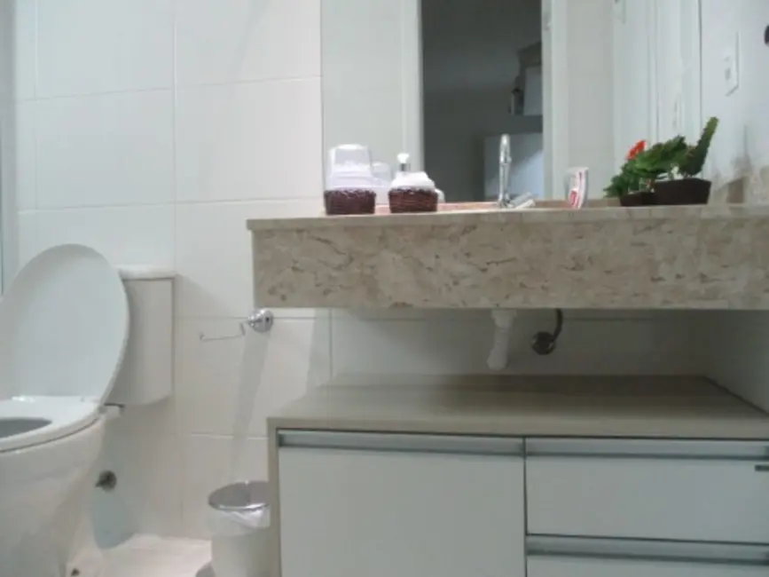 Apartamento com 3 quartos à venda, 110m2 em Pitangueiras, Guaruja - SP - imagem 7 Foto 7 de Apartamento com 3 quartos à venda, 110m2 em Pitangueiras, Guaruja - SP