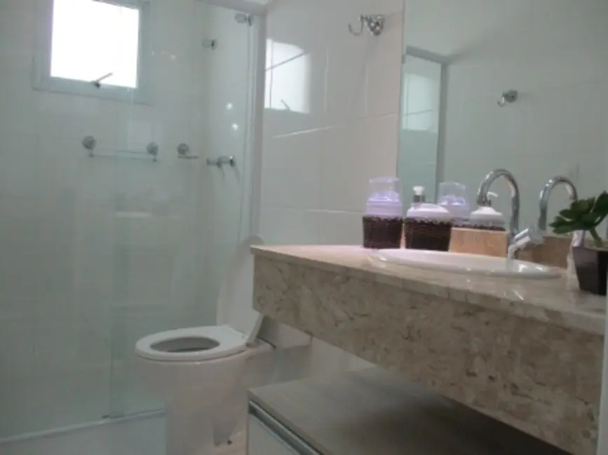 Apartamento com 3 quartos à venda, 110m2 em Pitangueiras, Guaruja - SP - imagem 6 Foto 6 de Apartamento com 3 quartos à venda, 110m2 em Pitangueiras, Guaruja - SP