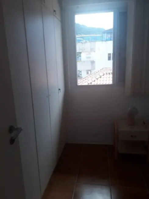 Foto 4 de Apartamento com 3 quartos à venda, 90m2 em Enseada, Guaruja - SP