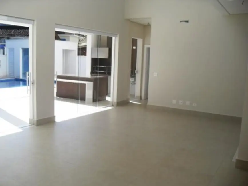 Casa de Condomínio com 4 quartos à venda, 330m2 em Guaruja - SP - imagem 7 Foto 7 de Casa de Condomínio com 4 quartos à venda, 330m2 em Guaruja - SP