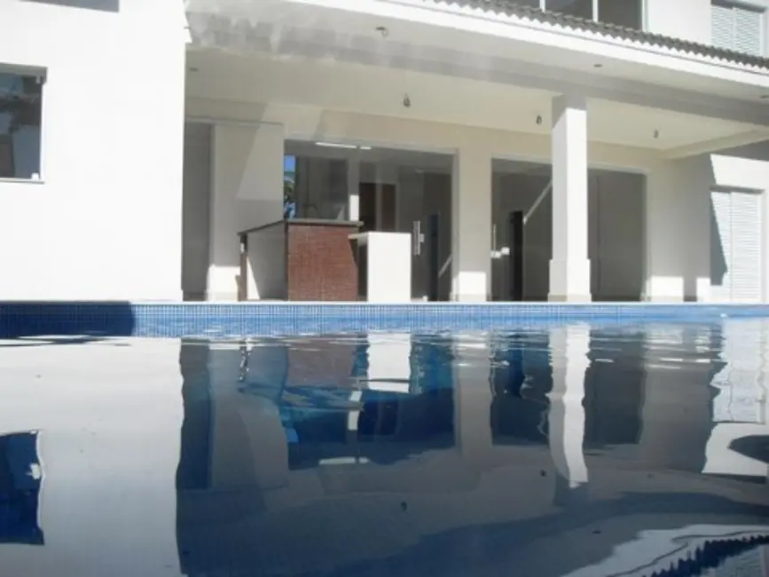 Casa de Condomínio com 4 quartos à venda, 330m2 em Guaruja - SP - imagem 3 Foto 3 de Casa de Condomínio com 4 quartos à venda, 330m2 em Guaruja - SP