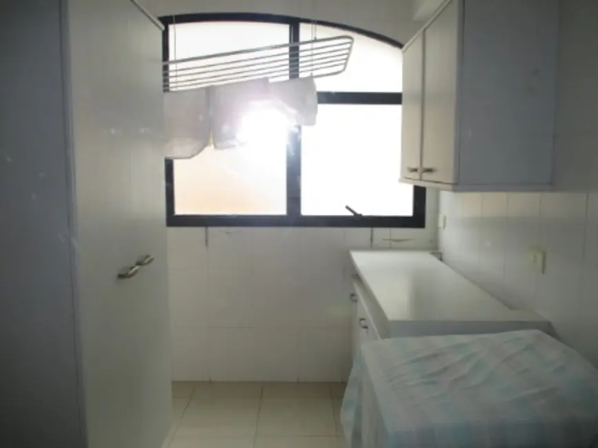 Foto 4 de Apartamento com 4 quartos à venda, 200m2 em Pitangueiras, Guaruja - SP