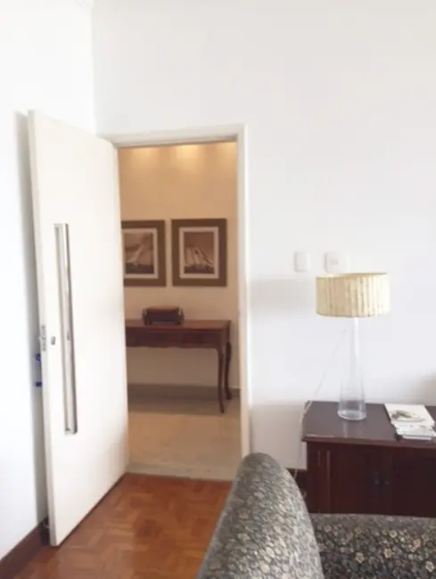 Apartamento com 4 quartos à venda, 200m2 em Pitangueiras, Guaruja - SP - imagem 3 Foto 3 de Apartamento com 4 quartos à venda, 200m2 em Pitangueiras, Guaruja - SP