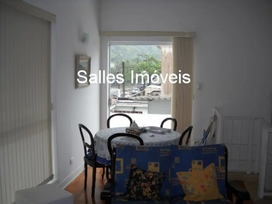 Foto 3 de Casa com 4 quartos à venda, 300m2 em Guaruja - SP