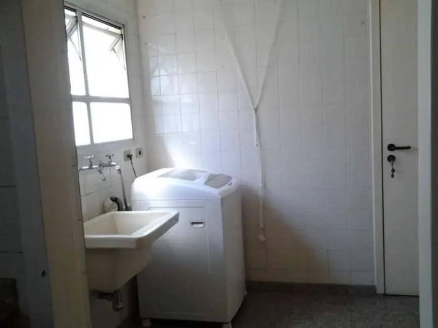 Foto 8 de Apartamento com 3 quartos à venda em Guaruja - SP