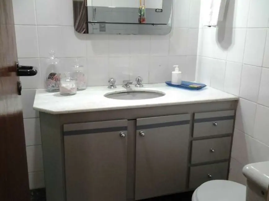 Foto 4 de Apartamento com 3 quartos à venda em Guaruja - SP