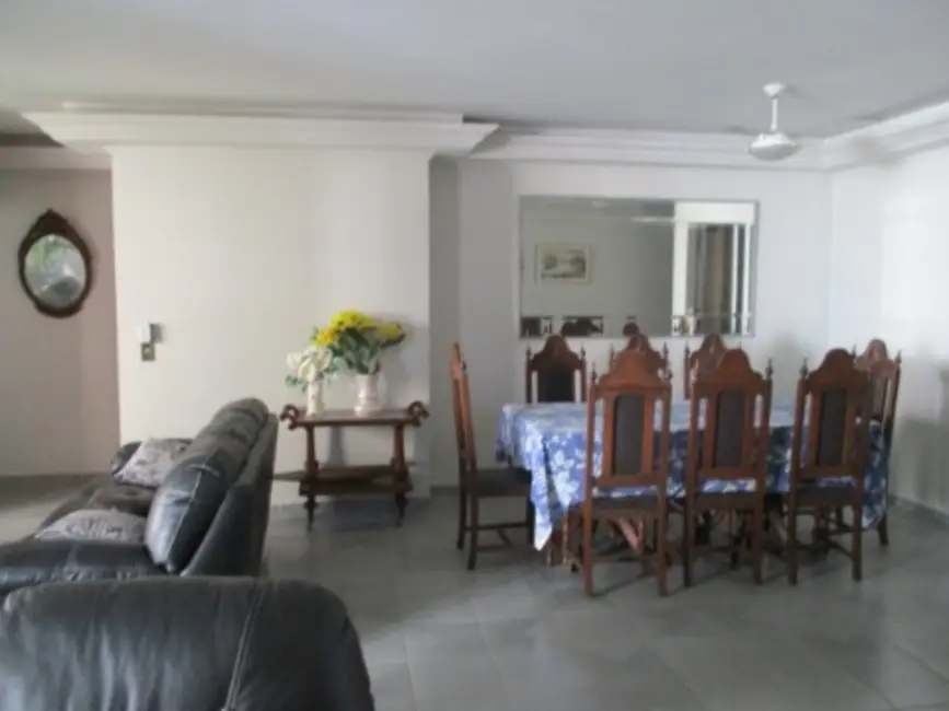 Foto 3 de Apartamento com 4 quartos para alugar, 180m2 em Guaruja - SP