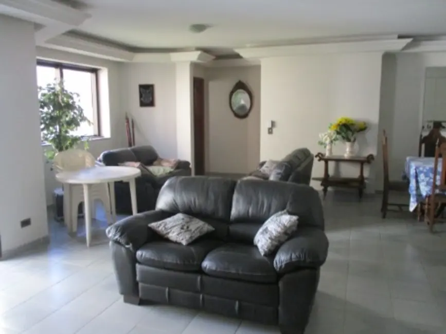 Foto 5 de Apartamento com 4 quartos para alugar, 180m2 em Guaruja - SP