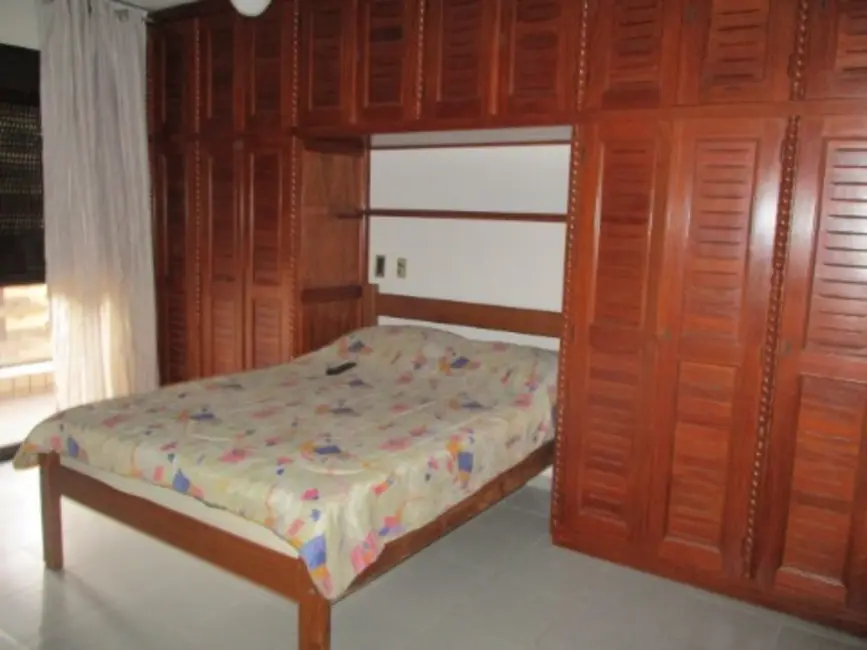Foto 9 de Apartamento com 4 quartos para alugar, 180m2 em Guaruja - SP