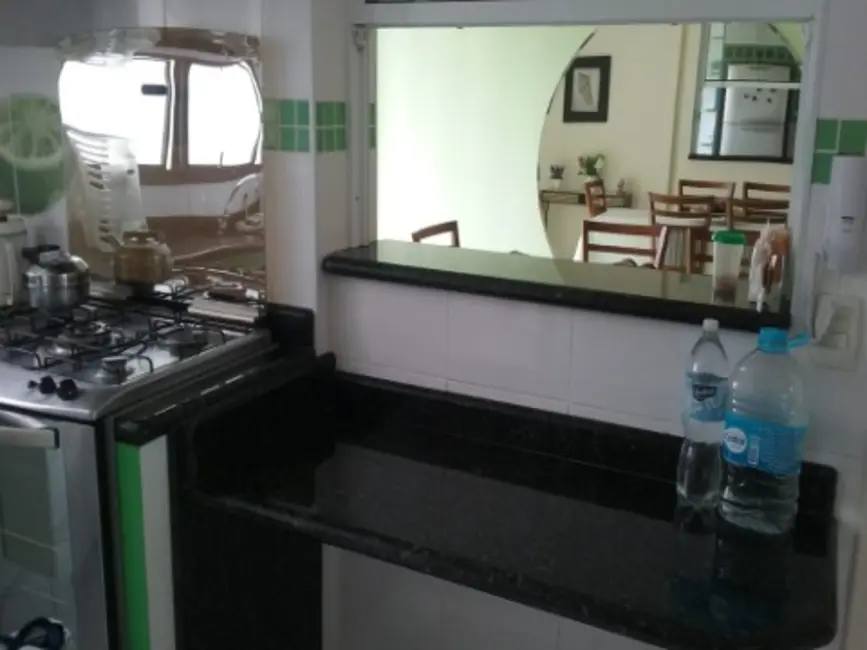 Foto 9 de Apartamento com 3 quartos à venda, 214m2 em Jardim Las Palmas, Guaruja - SP