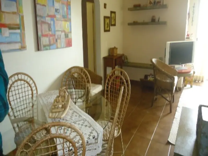 Apartamento com 3 quartos à venda, 105m2 em Enseada, Guaruja - SP - imagem 5 Foto 5 de Apartamento com 3 quartos à venda, 105m2 em Enseada, Guaruja - SP