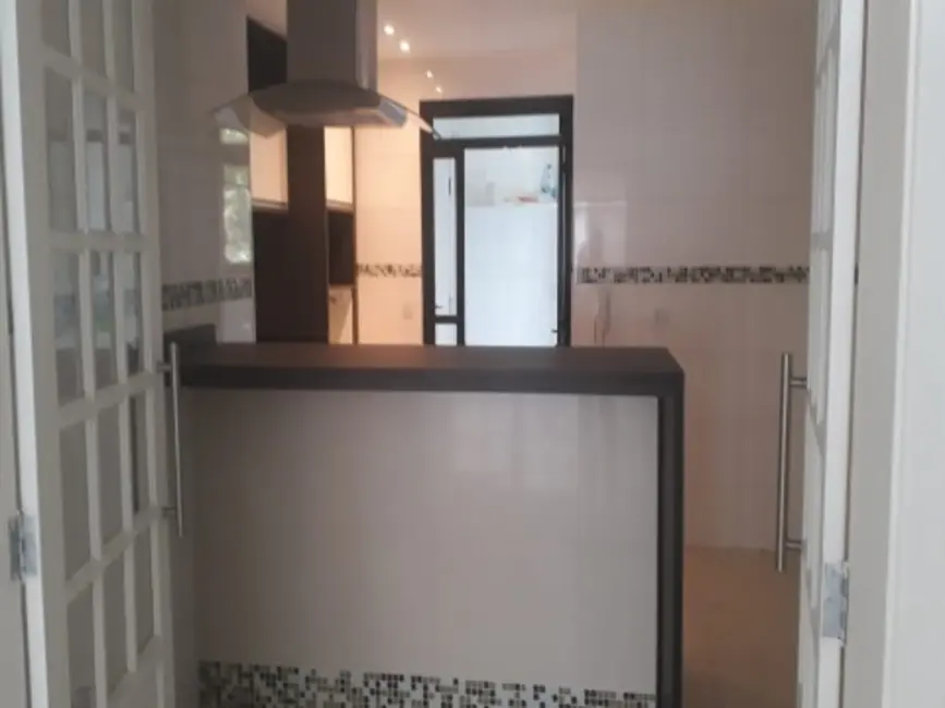 Apartamento com 3 quartos à venda, 110m2 em Pitangueiras, Guaruja - SP - imagem 4 Foto 4 de Apartamento com 3 quartos à venda, 110m2 em Pitangueiras, Guaruja - SP