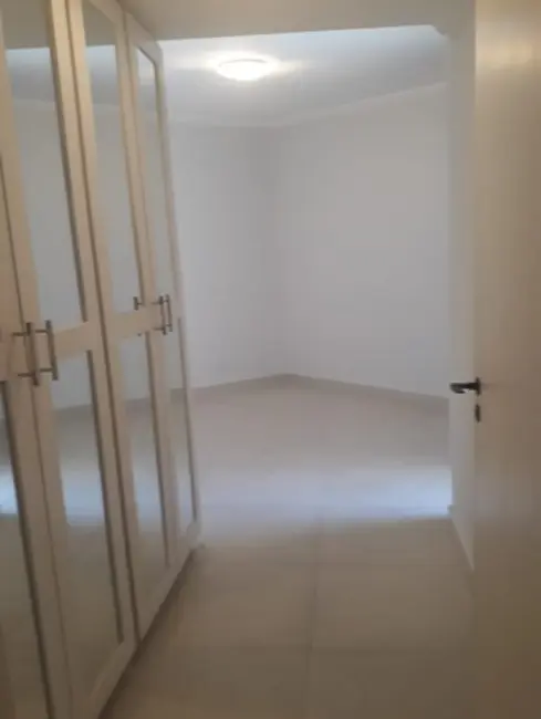Apartamento com 3 quartos à venda, 110m2 em Pitangueiras, Guaruja - SP - imagem 5 Foto 5 de Apartamento com 3 quartos à venda, 110m2 em Pitangueiras, Guaruja - SP