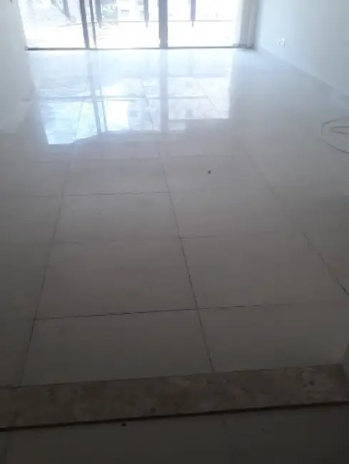 Apartamento com 3 quartos à venda, 110m2 em Pitangueiras, Guaruja - SP - imagem 2 Foto 2 de Apartamento com 3 quartos à venda, 110m2 em Pitangueiras, Guaruja - SP