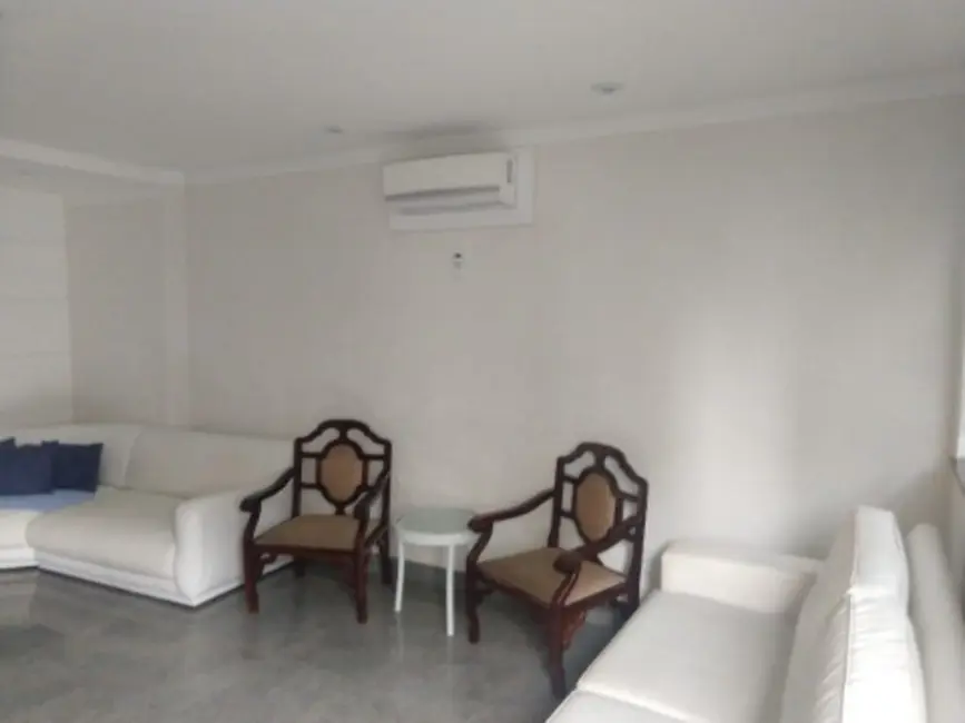 Apartamento com 5 quartos à venda, 200m2 em Pitangueiras, Guaruja - SP - imagem 3 Foto 3 de Apartamento com 5 quartos à venda, 200m2 em Pitangueiras, Guaruja - SP