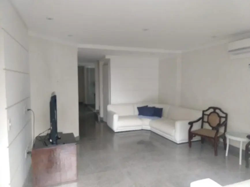 Apartamento com 5 quartos à venda, 200m2 em Pitangueiras, Guaruja - SP - imagem 2 Foto 2 de Apartamento com 5 quartos à venda, 200m2 em Pitangueiras, Guaruja - SP