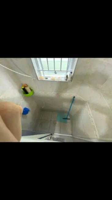 Casa com 2 quartos à venda, 200m2 em Guaruja - SP - imagem 2 Foto 2 de Casa com 2 quartos à venda, 200m2 em Guaruja - SP