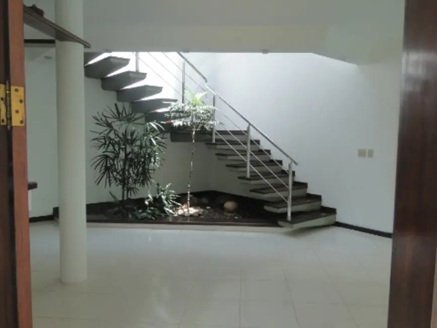 Casa de Condomínio com 5 quartos à venda, 300m2 em Guaruja - SP - imagem 6 Foto 6 de Casa de Condomínio com 5 quartos à venda, 300m2 em Guaruja - SP