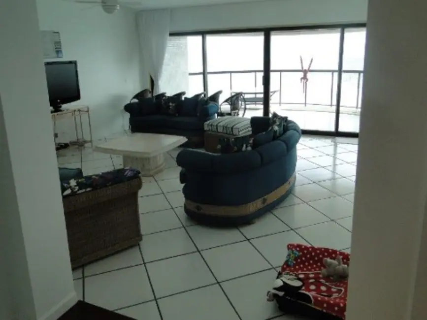 Foto 4 de Apartamento com 4 quartos à venda, 224m2 em Enseada, Guaruja - SP