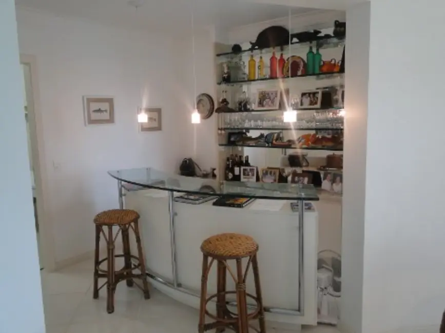 Foto 4 de Apartamento com 5 quartos à venda, 224m2 em Enseada, Guaruja - SP