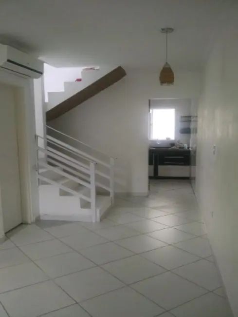 Casa com 2 quartos à venda, 100m2 em Enseada, Guaruja - SP - imagem 5 Foto 5 de Casa com 2 quartos à venda, 100m2 em Enseada, Guaruja - SP