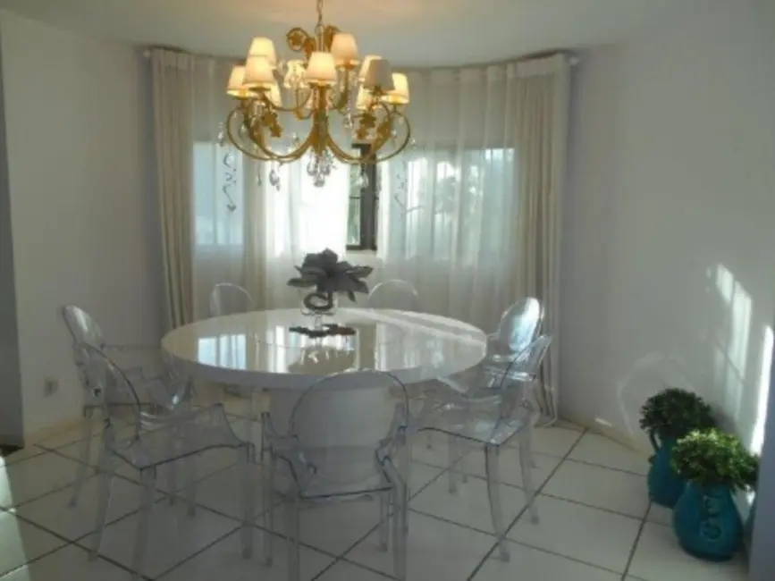 Apartamento com 4 quartos à venda, 224m2 em Enseada, Guaruja - SP - imagem 5 Foto 5 de Apartamento com 4 quartos à venda, 224m2 em Enseada, Guaruja - SP