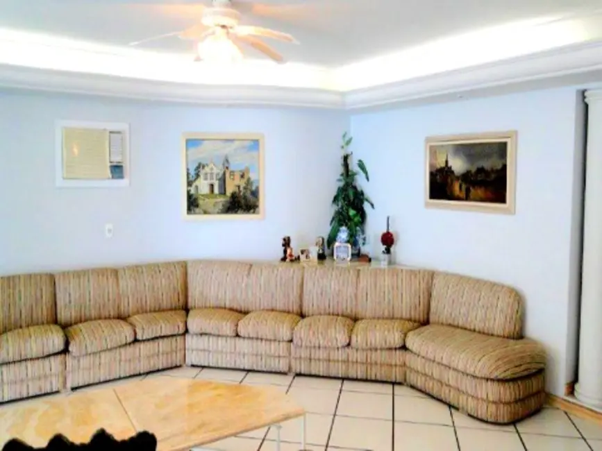 Foto 3 de Apartamento com 4 quartos à venda, 224m2 em Enseada, Guaruja - SP