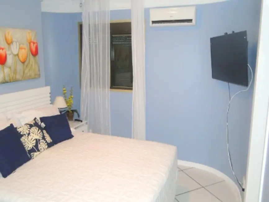 Foto 9 de Apartamento com 4 quartos à venda, 224m2 em Enseada, Guaruja - SP