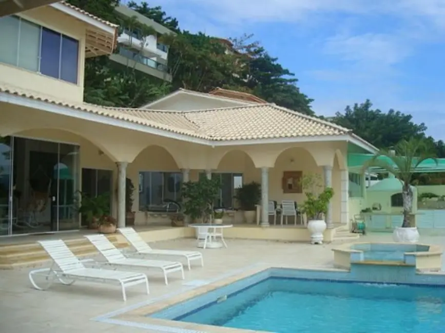 Casa de Condomínio com 4 quartos à venda, 1000m2 em Enseada, Guaruja - SP - imagem 3 Foto 3 de Casa de Condomínio com 4 quartos à venda, 1000m2 em Enseada, Guaruja - SP